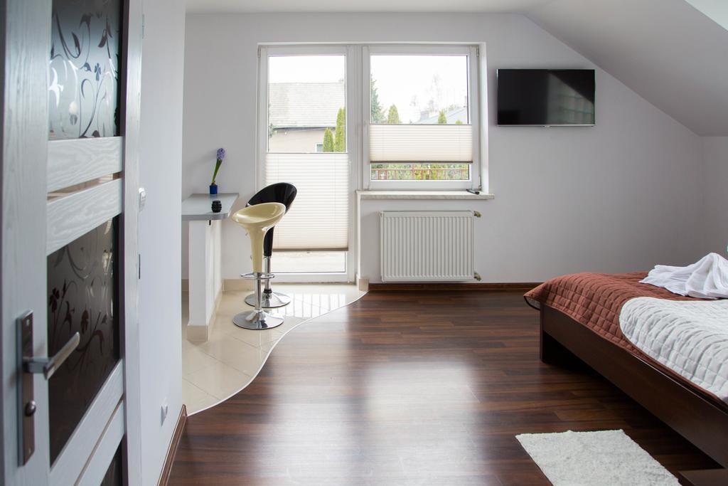 Noclegi Prestige Nowy Sacz Bagian luar foto