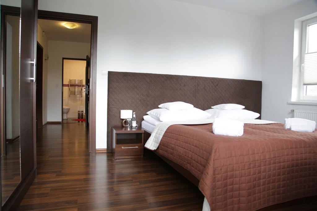 Noclegi Prestige Nowy Sacz Bagian luar foto